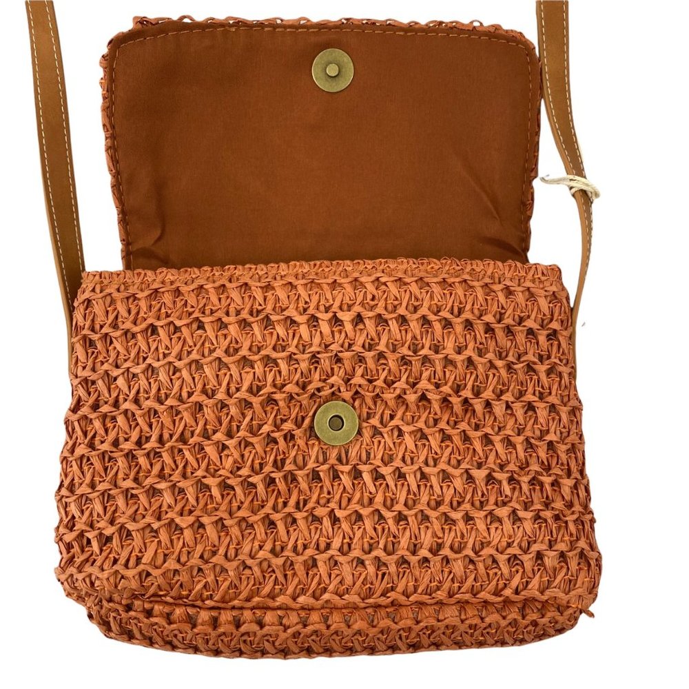 Universal Thread Orange & Tan Straw Flap Magnetic Closure Crossbody Bag - Picture 4 of 6